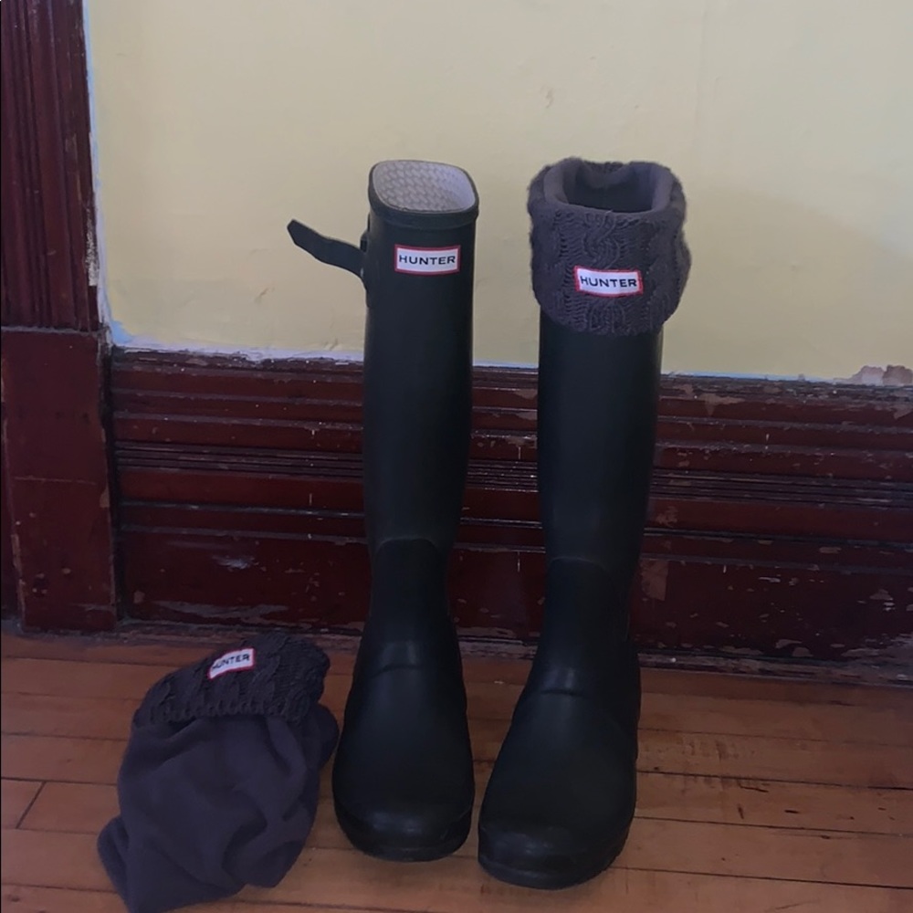 Size 9 Tall Green/ Dark Olive Hunter Boots